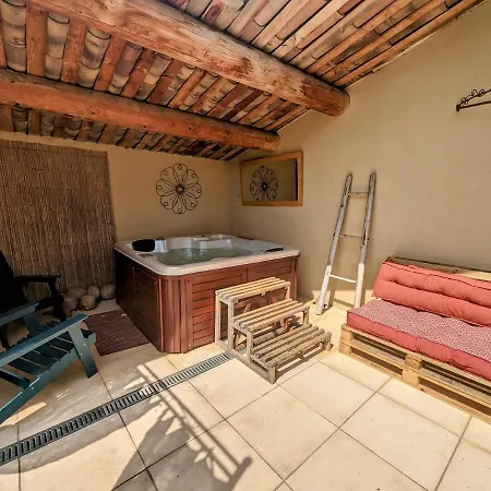 Holiday home Grand Luberon Chez Manon En Luberon - Vacation In *